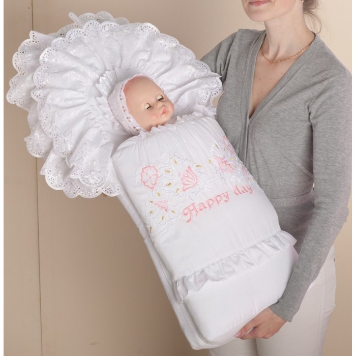 Купить летний конверт. Сдобина одеяло- конверт для новорожденного арт. 72.4 Белый. Конверт на выписку для новорожденных Сдобина. Конверты для новорожденных летние. Ребенок в конверте на выписку.