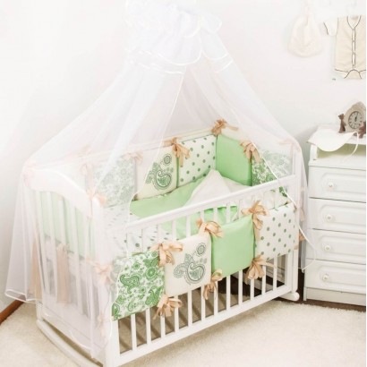 Комплект в детскую кроватку 18 предметов Крошкин дом Узоры с подушечками
