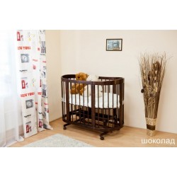 Детская овальная кроватка для новорожденного Можга Красная звезда Паулина С322 с продольным маятником